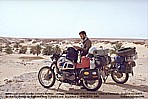 crossing SAHARA East-West with BMW-offroad motorcycle 'R80GS Paris-Dakar', here: ALGERIA in summer 1985, close to Timimoun_first soft sand driving experience_Jochen A. Hbener