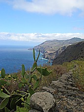 'El Tablado', Blick ber die wilde, windige Nordkste, am 'Barranco de los Hombres', Jochens Lieblings-Aussicht auf der  isla bonita, isla verde LA PALMA